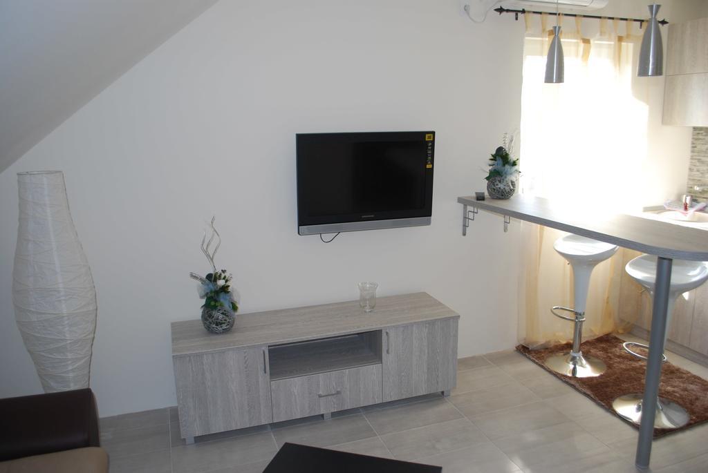 Franstal Apartments Belgrado Habitación foto